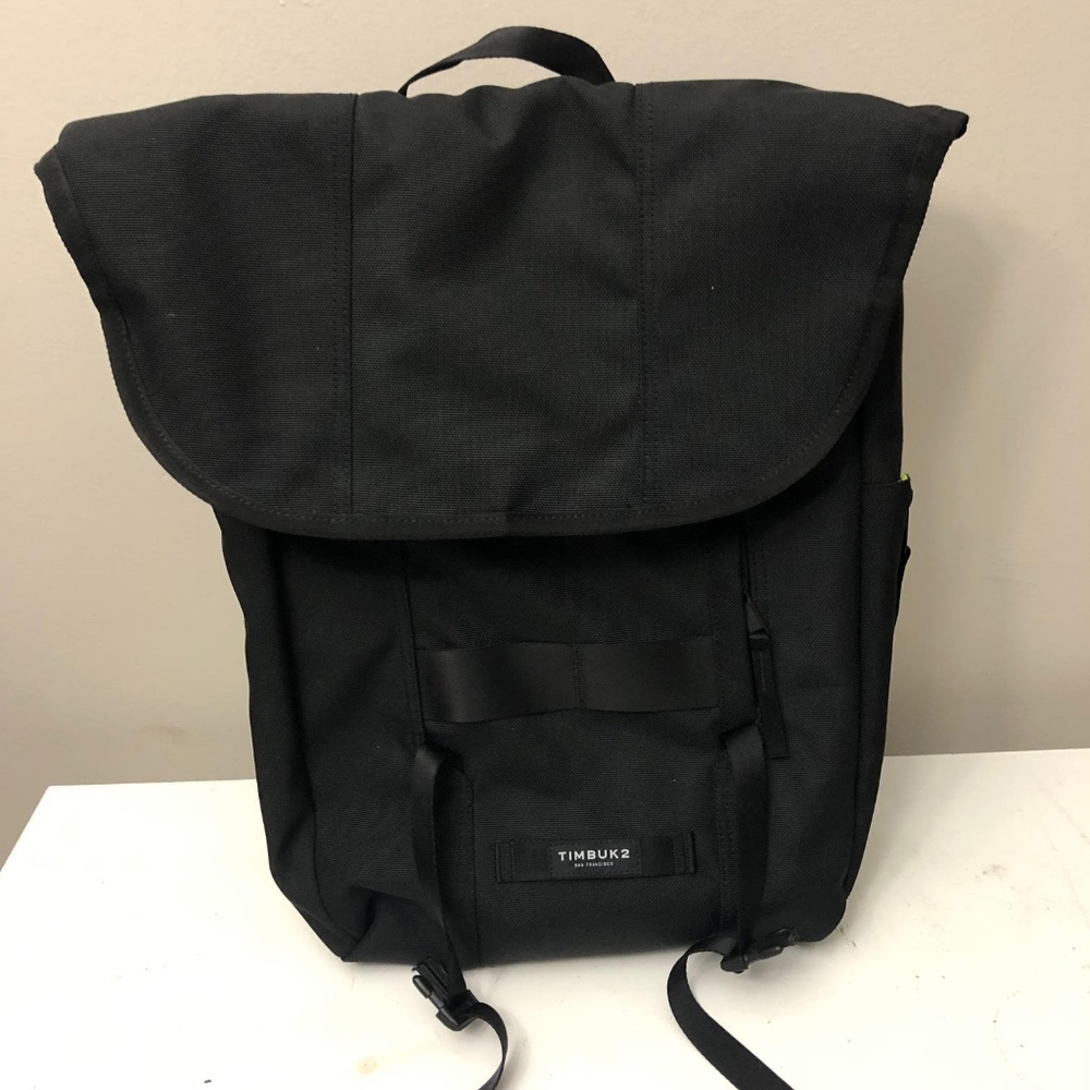 Timbuk2_SWIG BACKPACK_Black and Green